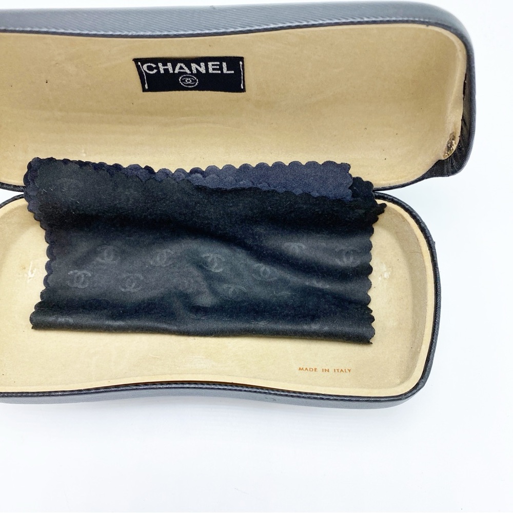 Authentic CHANEL Dream Wrap White & Black Sporty Y2K Early 2000s Sunglasses - Picture 12 of 12
